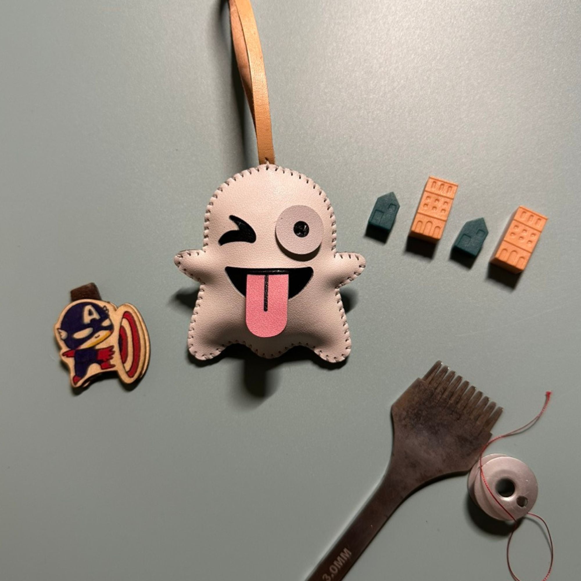 Bộ Sưu Tập Móc Khóa Da Chủ Đề Halloween