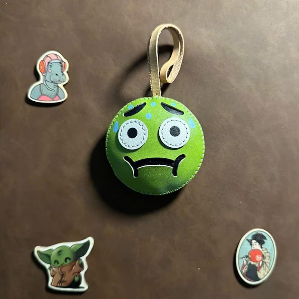 Bộ Sưu Tập Móc Khoá Da Chủ Đề Emoji