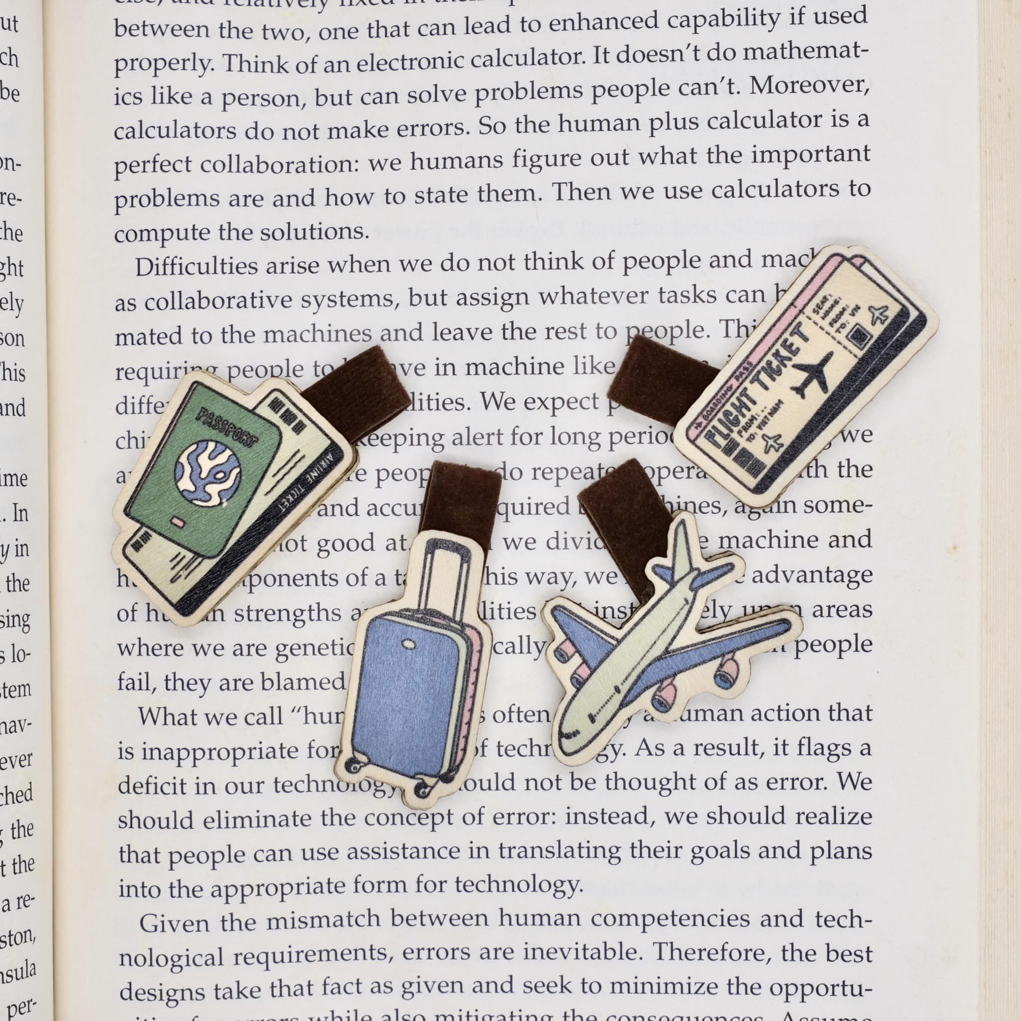 Bộ Sưu Tập Set 4 Kẹp Sách Gỗ