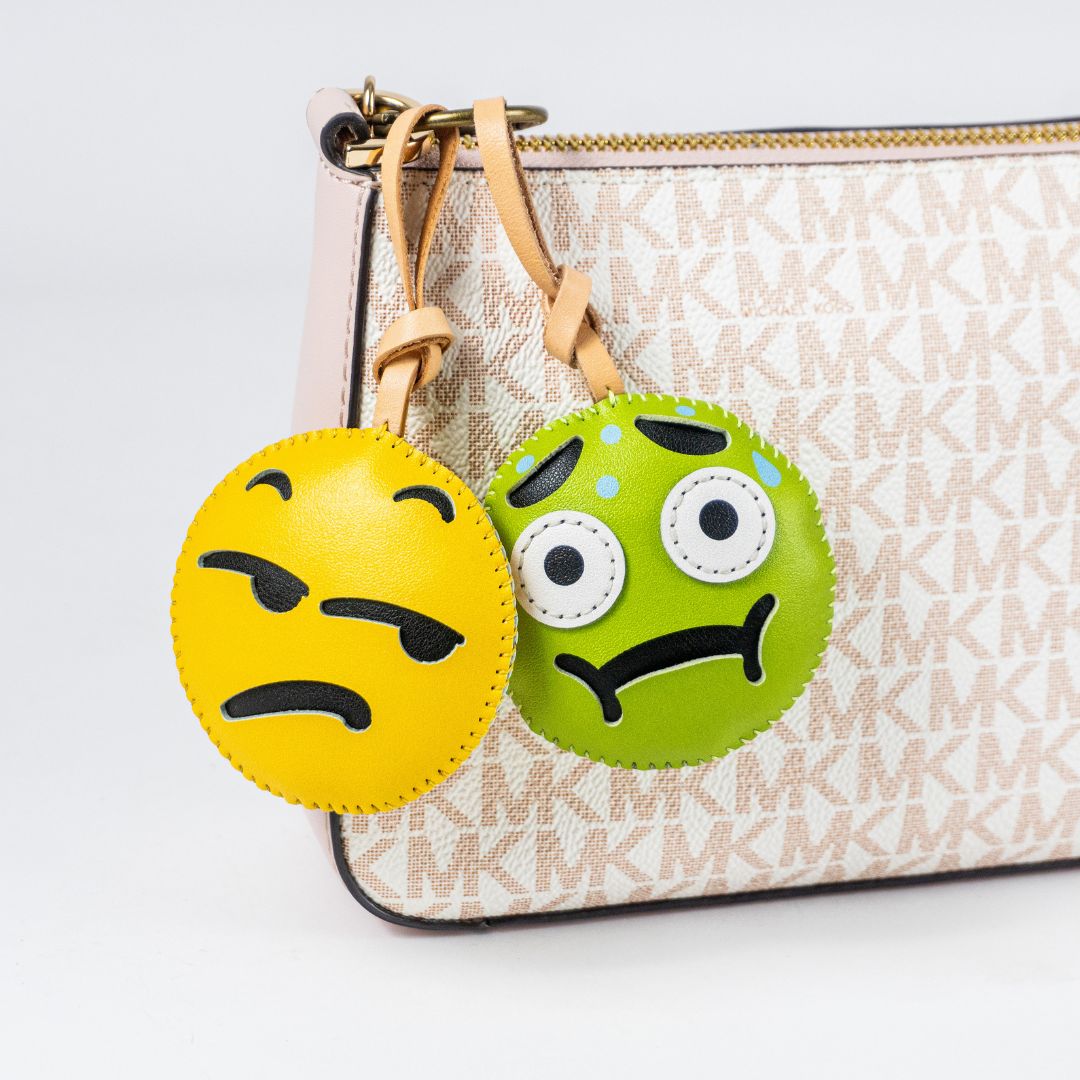 Bộ Sưu Tập Móc Khoá Da Chủ Đề Emoji