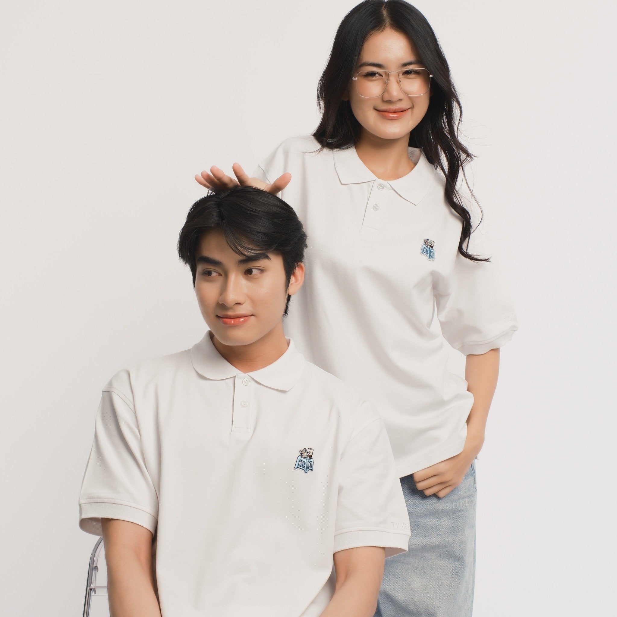 Áo Thun Polo Thêu Ghế Đẩu