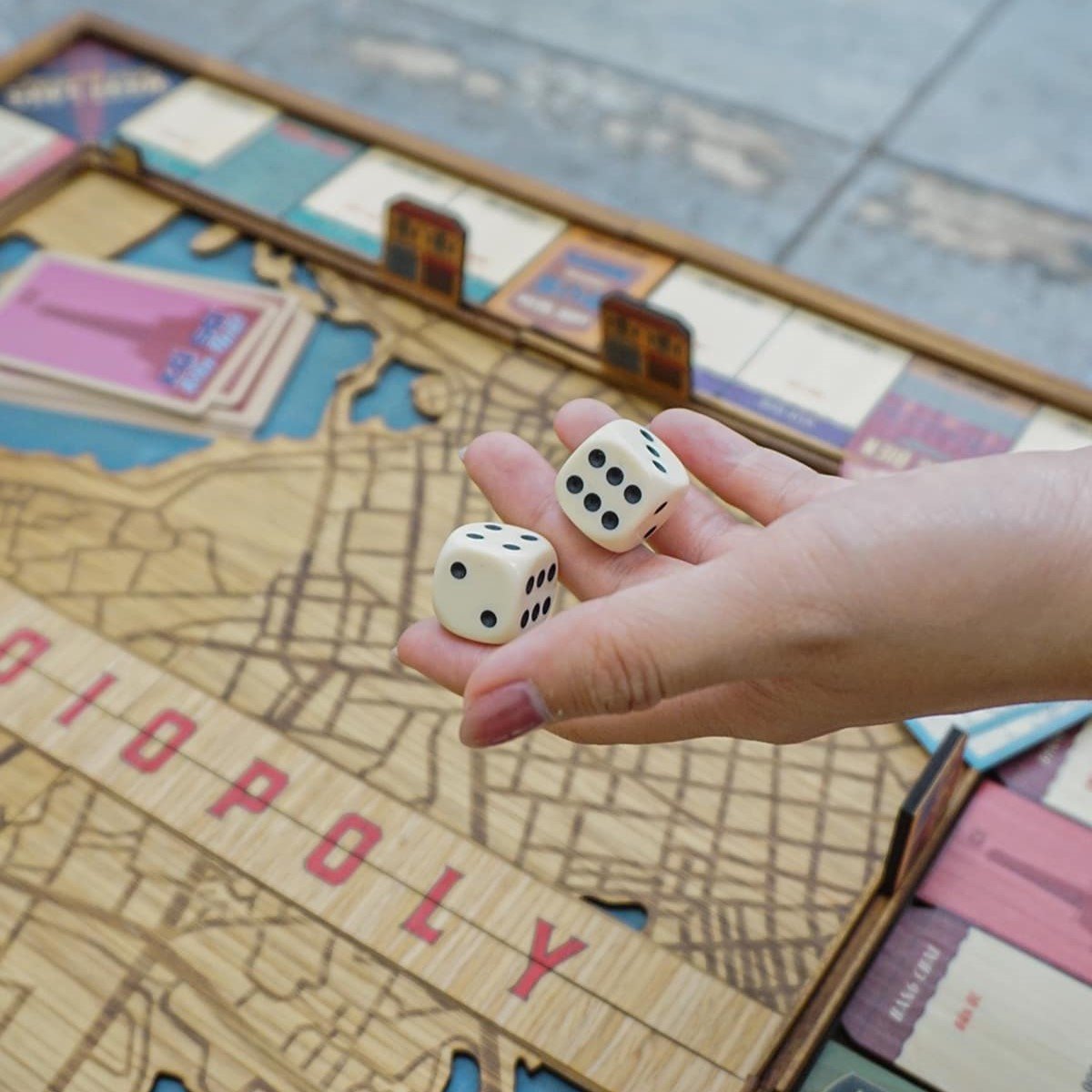 Cờ Tỷ Phú Gỗ Hà Nội - Hanoiopoly