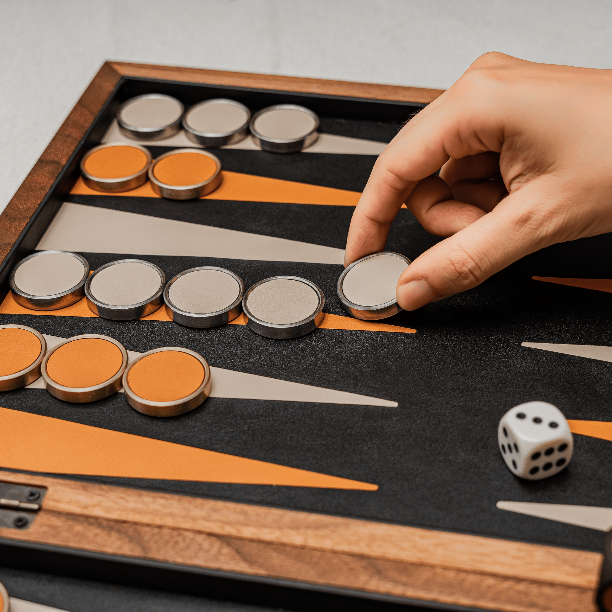 Cờ Backgammon