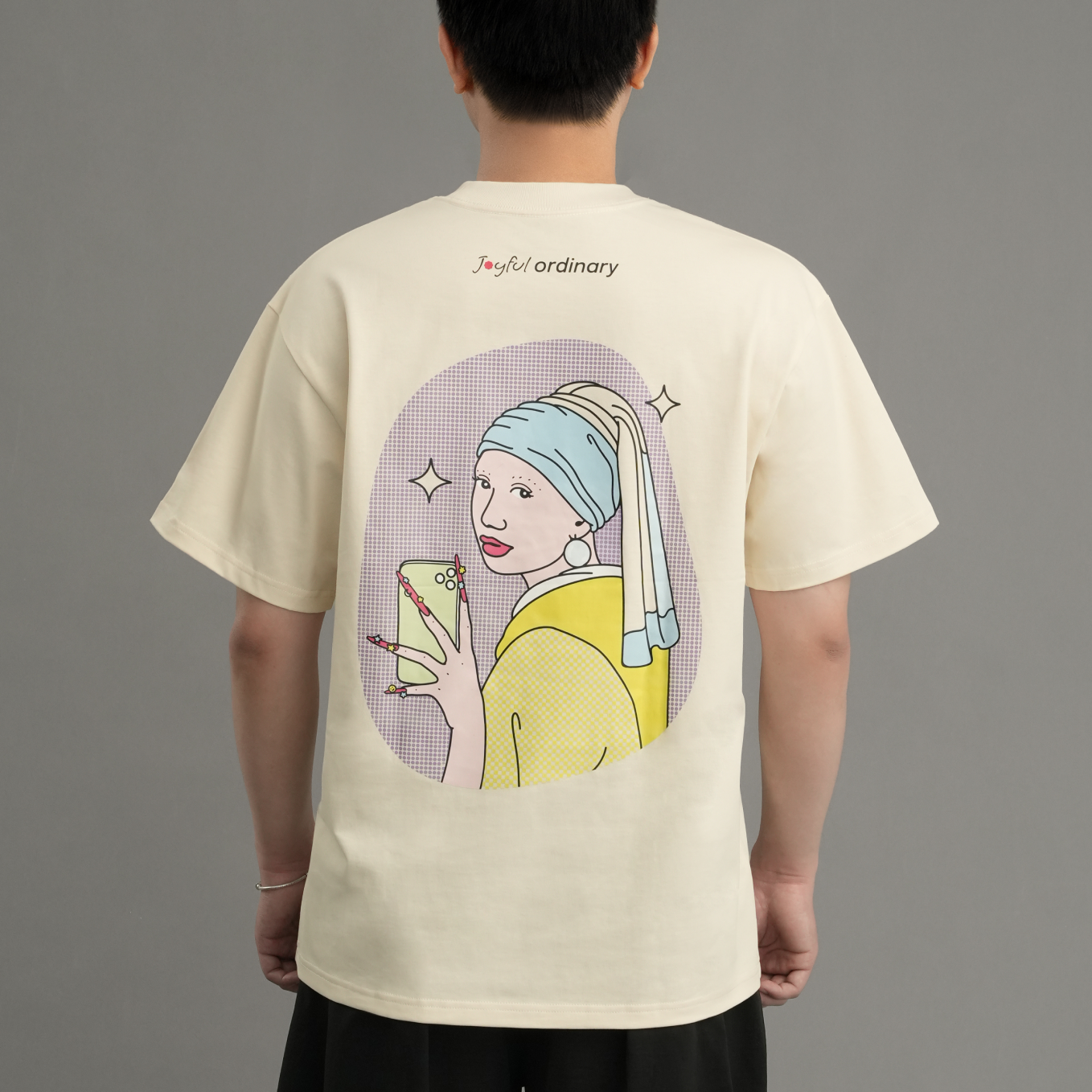Bộ Sưu Tập Áo Thun Biểu Tượng Cổ Điển Gặp Pop Art