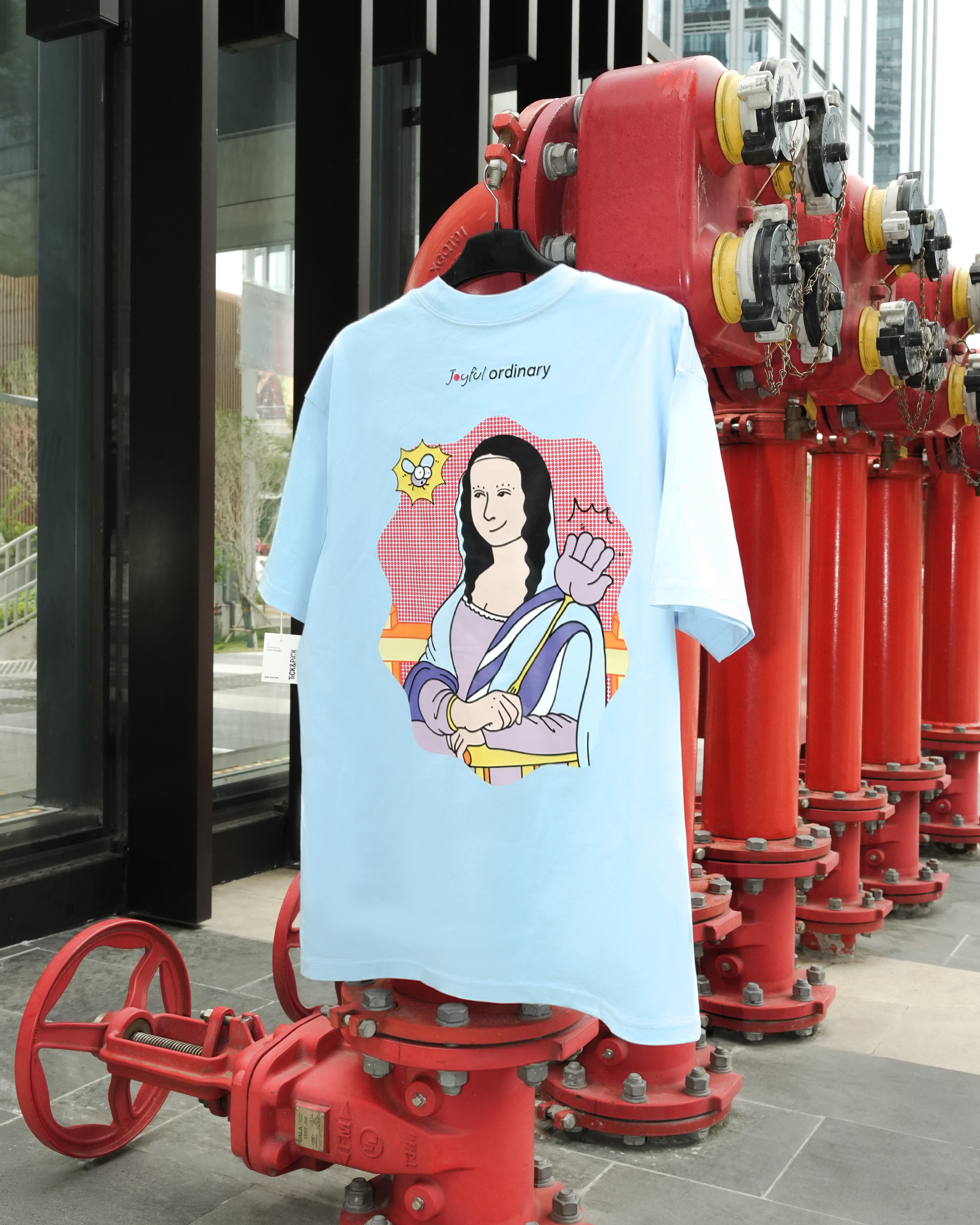Bộ Sưu Tập Áo Thun Biểu Tượng Cổ Điển Gặp Pop Art